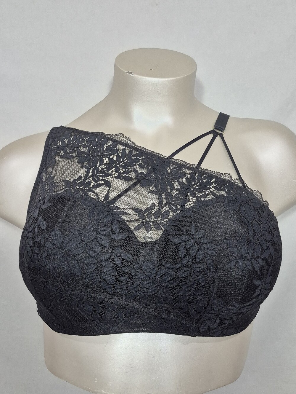 42D‎ Cacique Assymetric Lace Strappy Crossover Underwire Bra Black